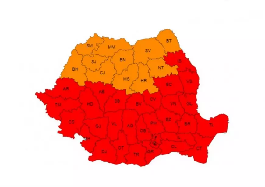 Jumătate de țară scapă de caniculă, dar e lovită de vijelii. Sudul rămâne însă sub avertizare cod roșu