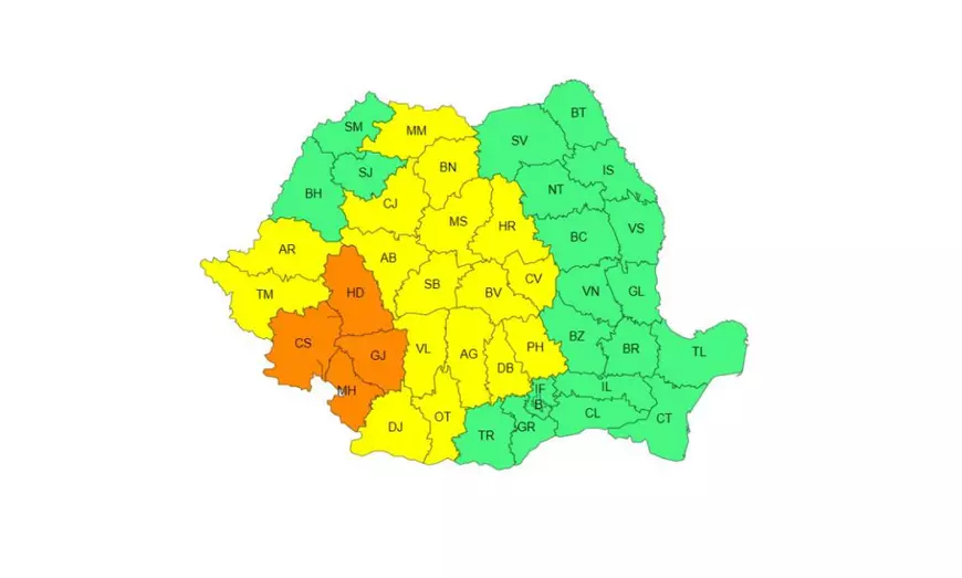 Jumătate de țară, sub avertizări meteo de furtuni: unde vor fi vijelii, ploi torențiale și grindină. Canicula se menține în sud