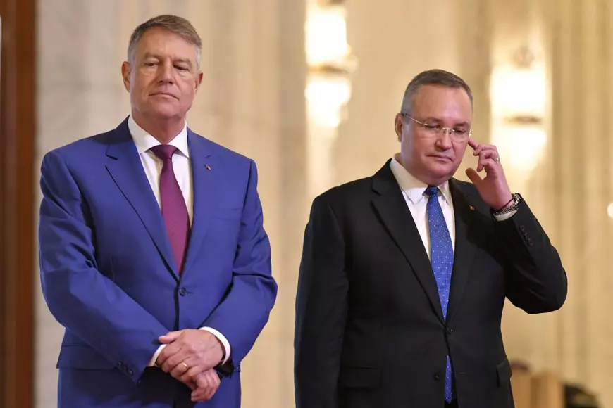 Crin Antonescu, în rol de bufon al regelui sau de ce deranjează criticile lui
