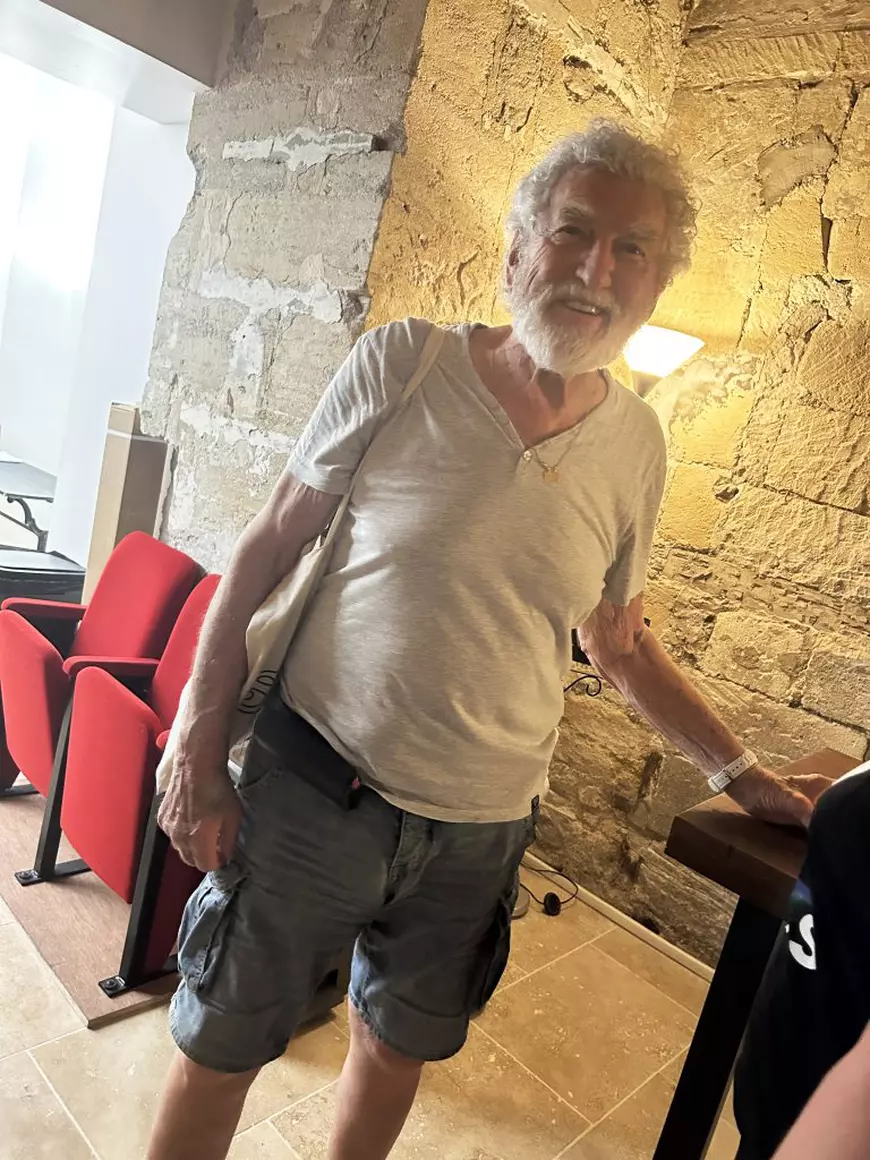 Interviu | Patrick Préjean, „jandarm” în comediile cu Louis de Funès: „Ilie Năstase făcea multe glume, era haios, putea juca alături de noi”