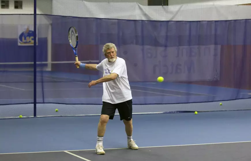 Interviu | Patrick Préjean, „jandarm” în comediile cu Louis de Funès: „Ilie Năstase făcea multe glume, era haios, putea juca alături de noi”