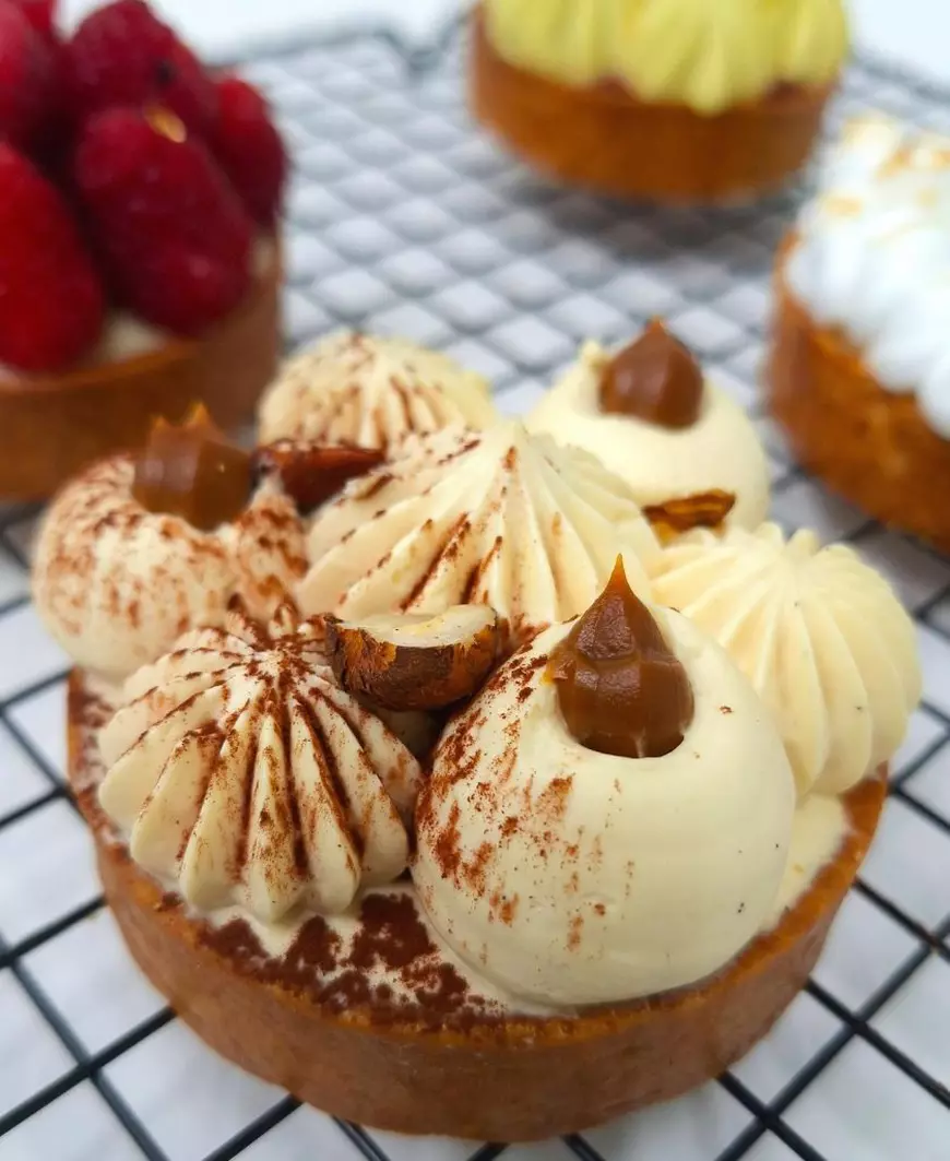 Patiserie rafinată, cu ingrediente non-toxice