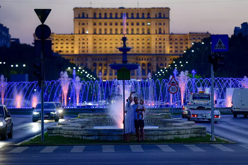 Daniel Băluță începe reparațiile la Planșeul Unirii, în ciuda controverselor cu Nicușor Dan | VIDEO