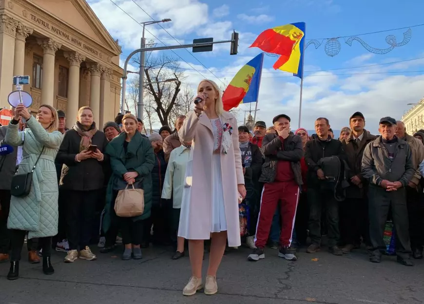 Peste 300 de tineri moldoveni au fost antrenați de Wagner să facă haos la Chișinău. Operațiunea, coordonată sub paravanul unui ONG cultural