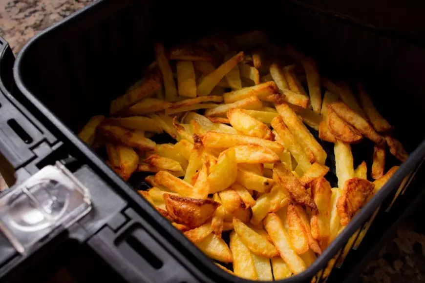 Rețete de cartofi prăjiți la air fryer
