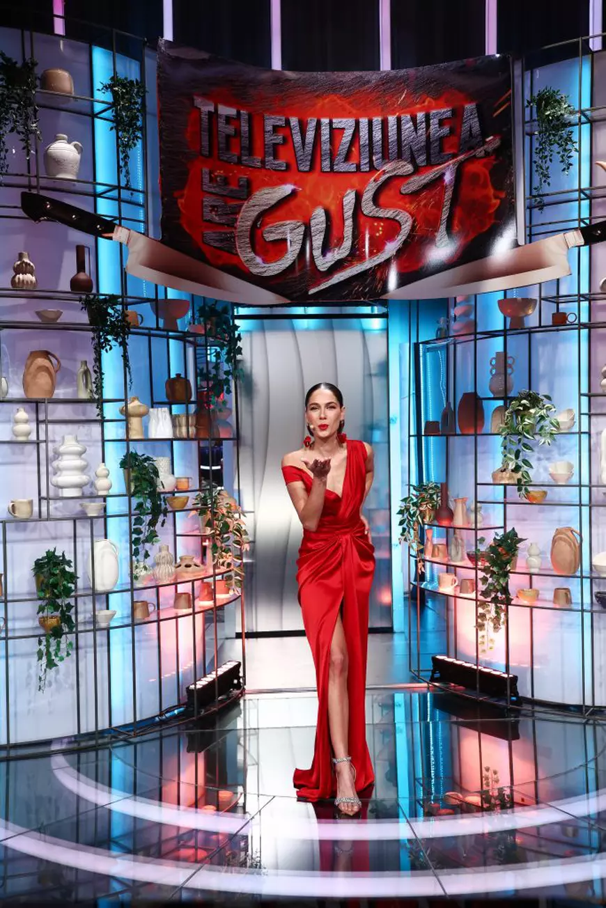 Ce vedete intră în bucătăria Chefi la cuțite, ediția specială din această seară. Se va găti în regim de finală