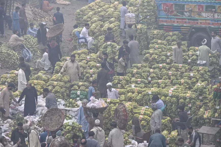 Niveluri record de smog toxic în Pakistan și India: Imaginile din satelit dezvăluie amploarea poluării