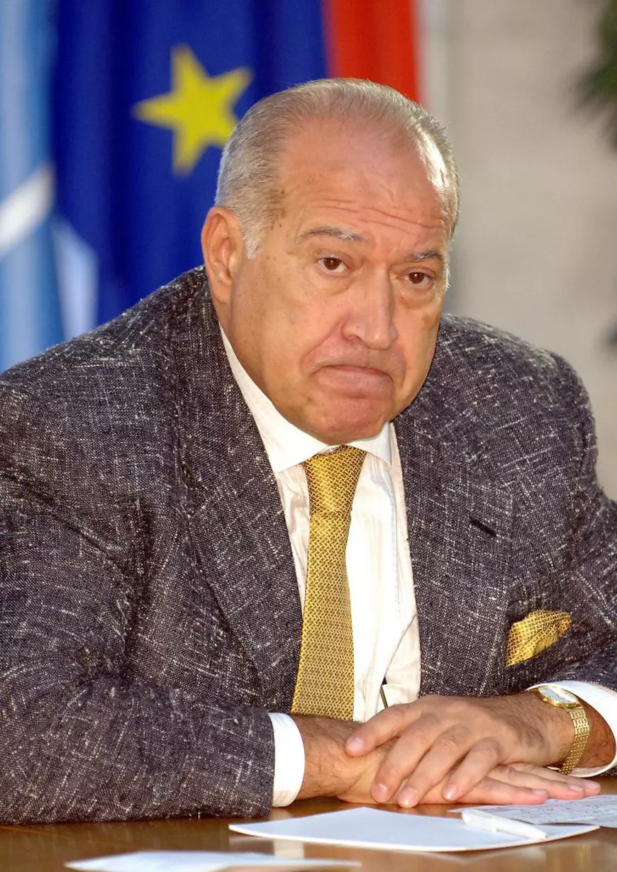 ICE Dunărea – fabrica de valută a lui Ceaușescu și a primilor milionari cu legături în Securitate. Cine a învârtit miliardele de dolari din conturile firmei