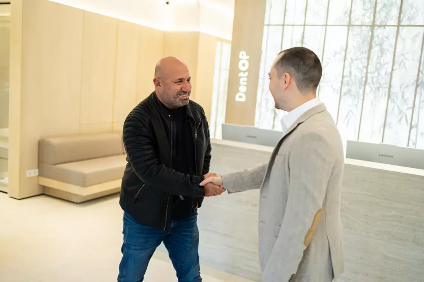 Clinica DentOP se clasează în top 5 clinici din România și anunță o noua extindere