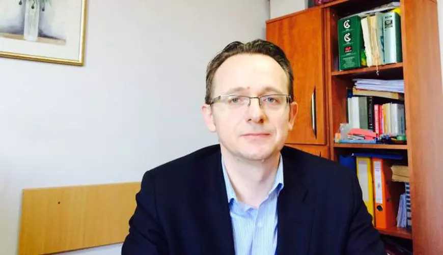 CFR SA, firma statului căpușată de familii și politicieni cu salarii grase, deși căile ferate sunt un dezastru. „Oamenii lui Grindeanu” din fruntea companiei
