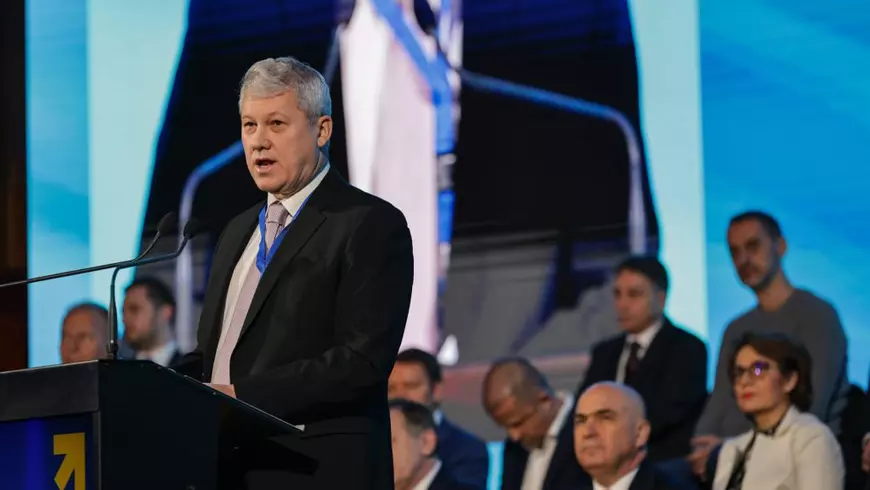 Cătălin Predoiu