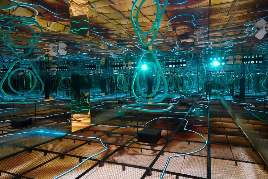 2024 – 10 ani de IQOS sărbătoriți în România. O călătorie aniversară