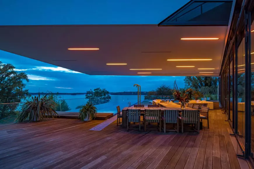 Se vinde cea mai scumpă casă din Germania, misterioasa vilă de lux de lângă Berlin. Are 9 camere și 8 băi și prețul e uriaș