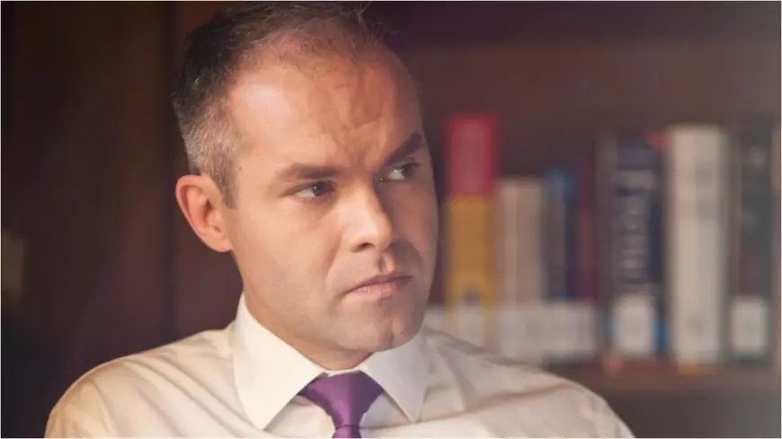 În imagine este prezentat Daniel Funeriu