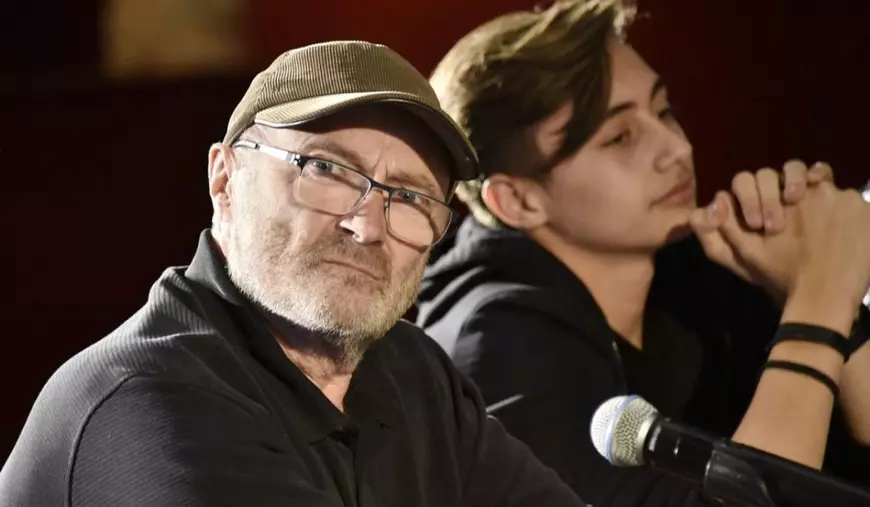 Phil Collins, stânga, și fiul său, Nic Collins la Audiția Little Dreams Foundation, Hollywood, Florida Sursă foto: Profimedia Images