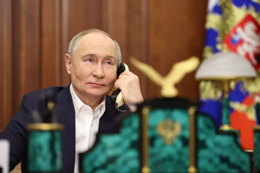 Ce i-a spus Vladimir Putin la telefon președintelui chinez Xi Jinping, pe care l-a sunat luni: „China este bucuroasă”