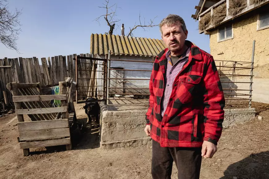 Un ruso-ucrainean a pornit un război pentru hrean într-un sat din Vaslui: „Mi-am luat amendă, dar el săracu’ a stat 8 zile în spital”