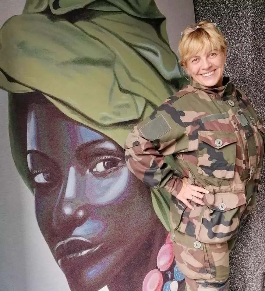 Femeia apropiată de aghiotantul lui Călin Georgescu și de cecenii lui Kadîrov. Se laudă că generalul Zamid Chalaev i-a făcut cadou un medalion inscripționat cu „Love”