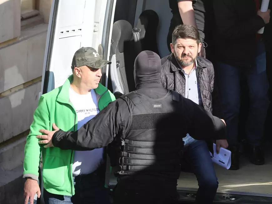 Firul care îl leagă pe Călin Georgescu de gruparea antistatală „Vlad Țepeș”. Rolul Dorinei Mihai și al putinistului Mihai Lauruc