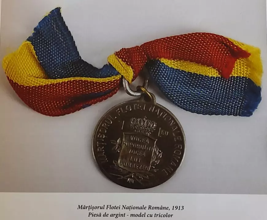 Mărțișoarele istorice care au ajutat la refacerea flotei militare a României: 75.000 de lei aur, adunați în 1913 pentru nave de război
