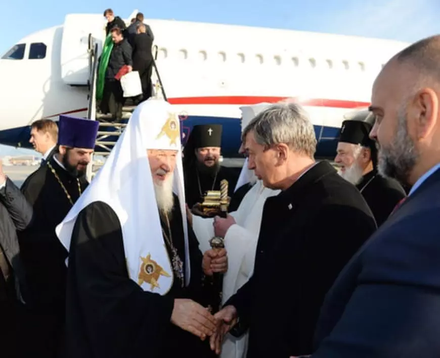 Firul care îl leagă pe Călin Georgescu de gruparea antistatală „Vlad Țepeș”. Rolul Dorinei Mihai și al putinistului Mihai Lauruc