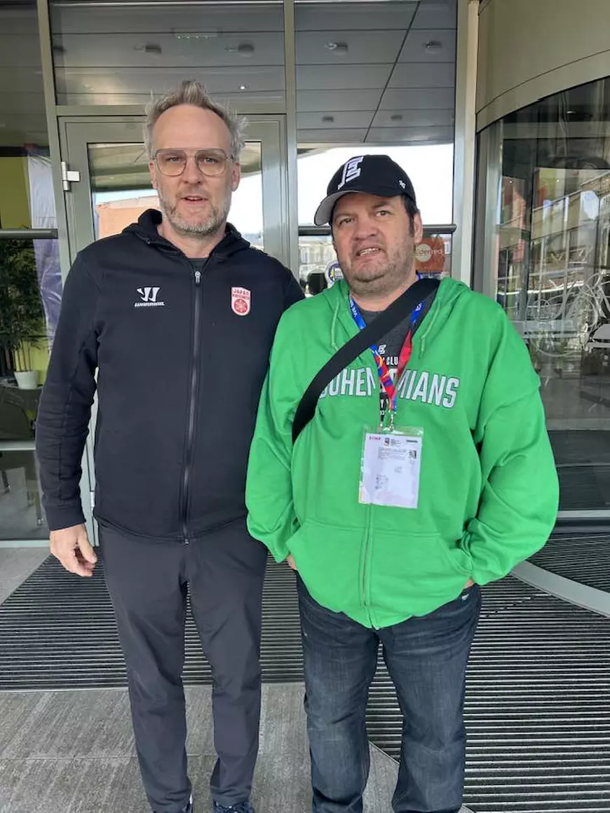 Jarrod Skalde, antrenorul naționalei de hochei a Japoniei, și-a botezat copiii „Adevăr” și „Patină”. Povestea cutremurătoare din trecutul său | INTERVIU