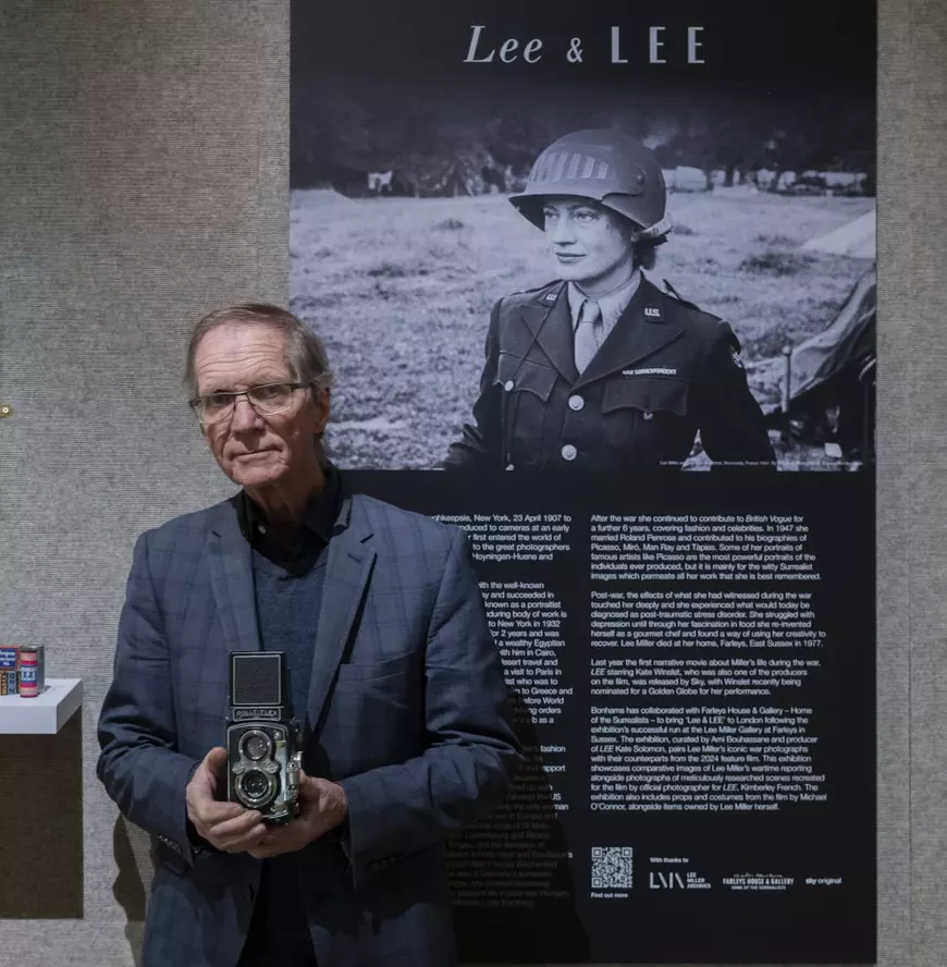 Antony Penrose, fiul celebrei fotografe de război Lee Miller, figură emblematică a secolului 20: „Dacă trăia azi, era în Ucraina!”. Legăturile ei cu România | INTERVIU