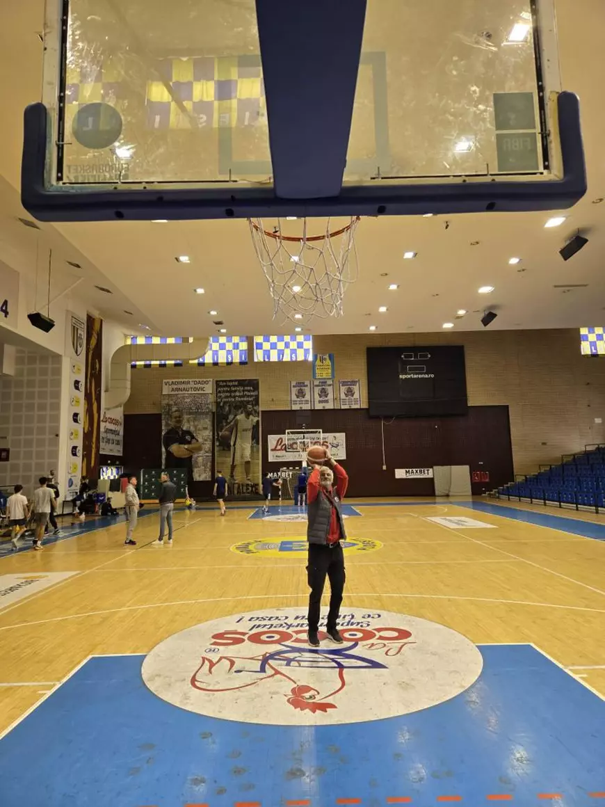 Cătălin Burlacu explică de ce a rămas la Ploiești, după ce CSU Asesoft a cucerit FIBA Europe Cup, acum 20 de ani: „Am întâlnit cea mai frumoasă femeie din lume”