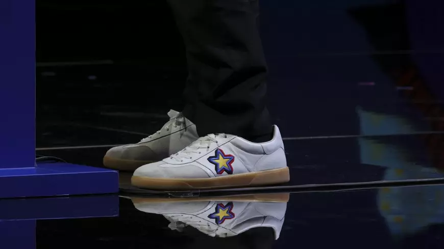 Adidașii purtați de Edi Rama la summitul CPE Foto: Profimedia