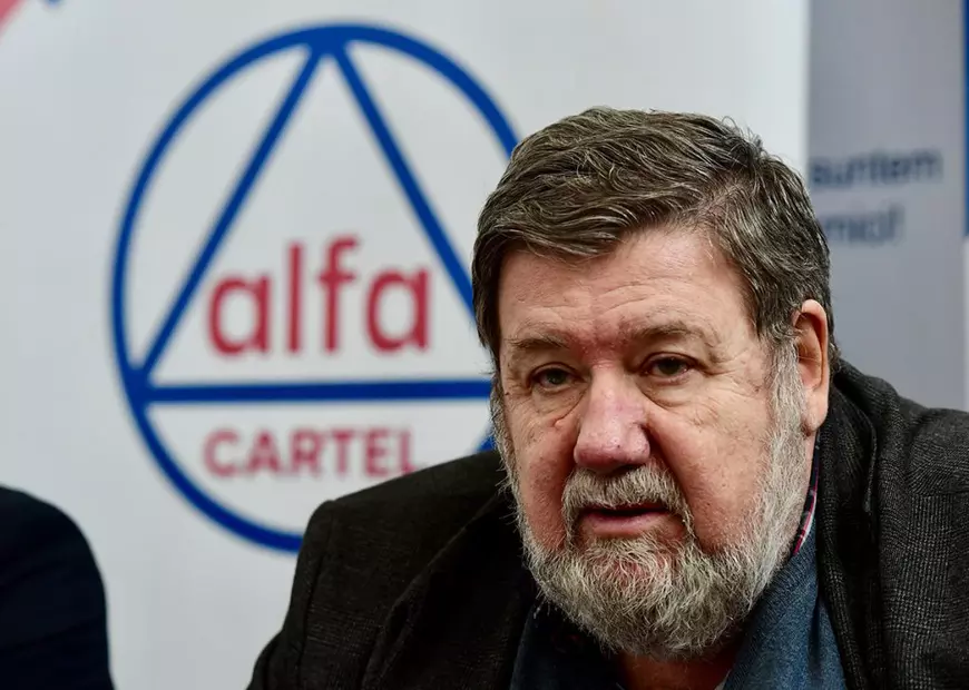 Cum poate fi redus deficitul bugetar fără creșteri de taxe. Soluțiile economiștilor: tăierea investițiilor inutile și taxarea inversă la TVA