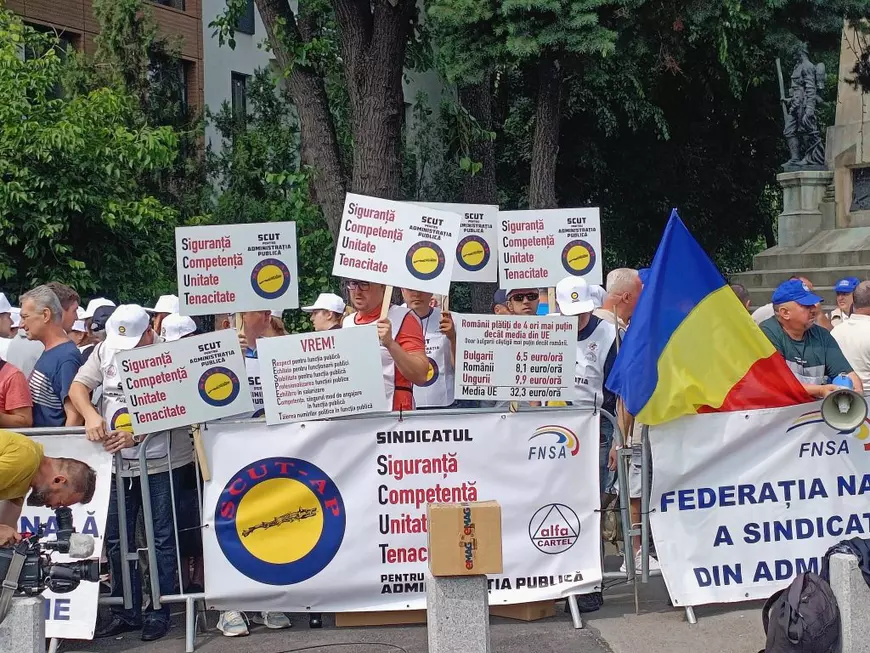 Protest al sindicaliștilor la Cotroceni: vor să fie primiți de Nicușor Dan, care „a promis că va fi un altfel de președinte”