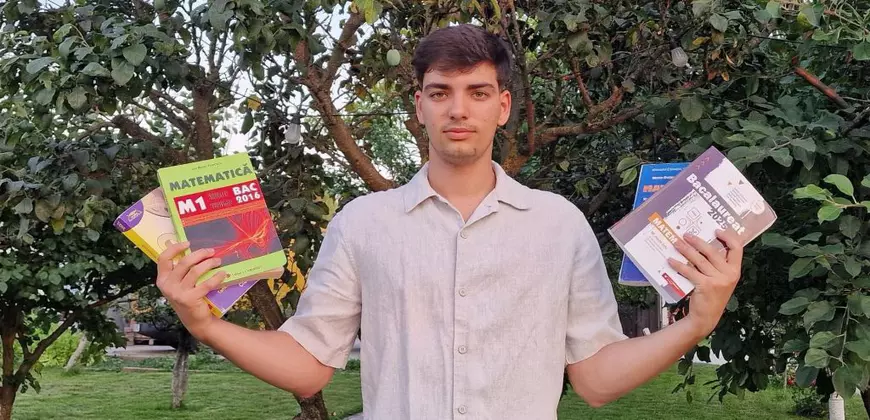 Un elev care a luat 10 la Bac la matematică dezvăluie regula de aur prin care se poate lua nota 8 la Evaluarea Națională