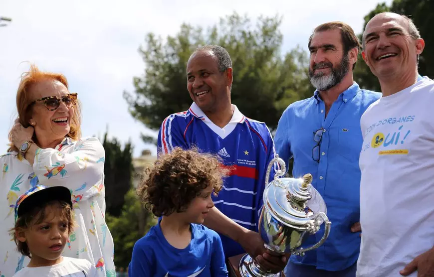Acasă la Jean Tigana, fostul mare internațional francez care s-a retras din fotbal ca să facă vin în podgoria sa din Cassis. Ce a spus despre meciurile epice ale Craiovei cu Bordeaux