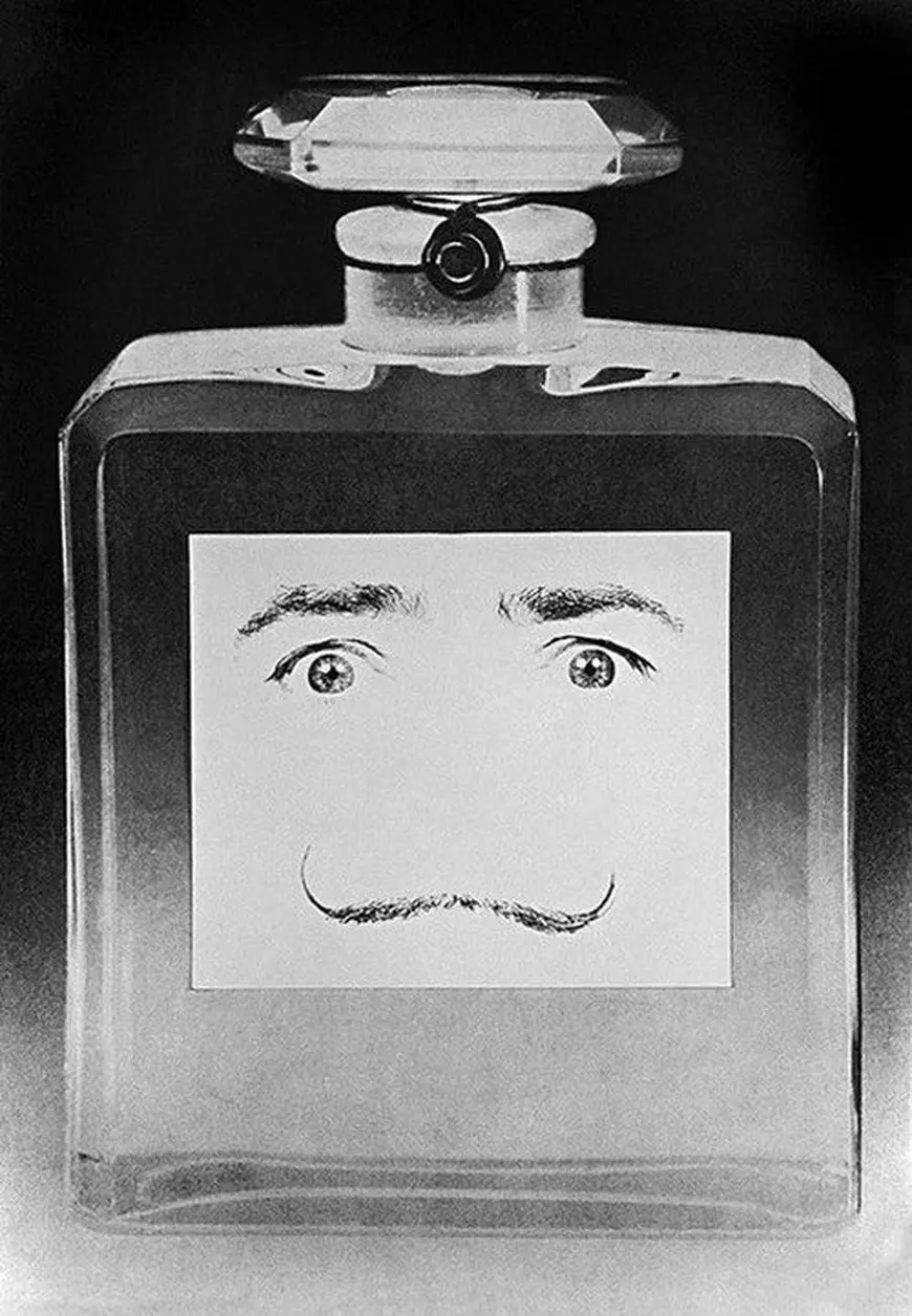 RADAr CULTURAL. „Nu vezi tot ce privești”