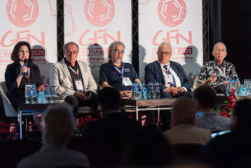 „Am renunțat la fum, nu la tutun”. Specialiștii explică de ce e important să facem diferența între țigări și produsele fără fum