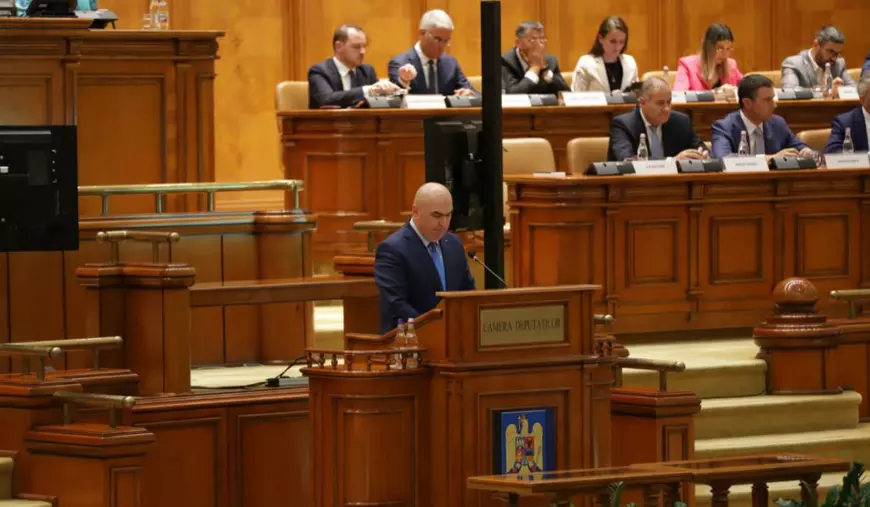 Ilie Bolojan în timpul unui discurs în Parlament