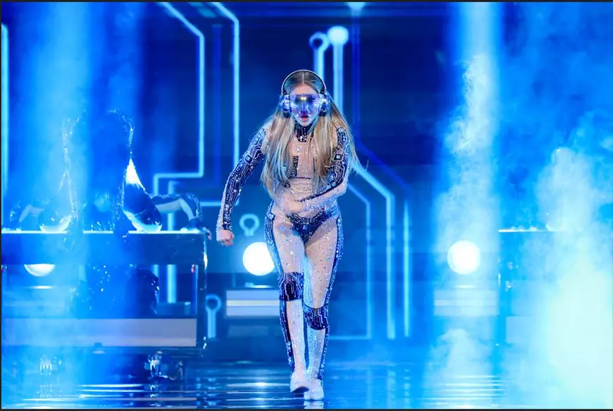 Jennifer Lopez a dat start turneului “Up All Night” ! Cântăreața va ajunge la București pe 27 iulie, la cea de-a patra ediție a festivalului Summer in the City