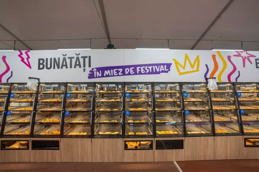 Meniu complet de festival la prețuri accesibile: Lidl rămâne Lidl - și la castel, și la tine-n cartier