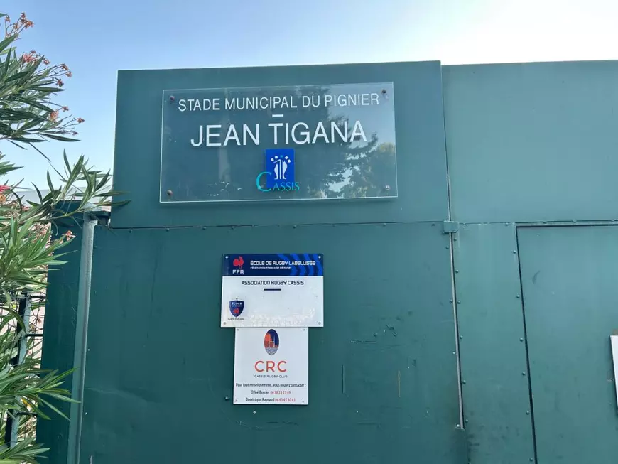 Acasă la Jean Tigana, fostul mare internațional francez care s-a retras din fotbal ca să facă vin în podgoria sa din Cassis. Ce a spus despre meciurile epice ale Craiovei cu Bordeaux