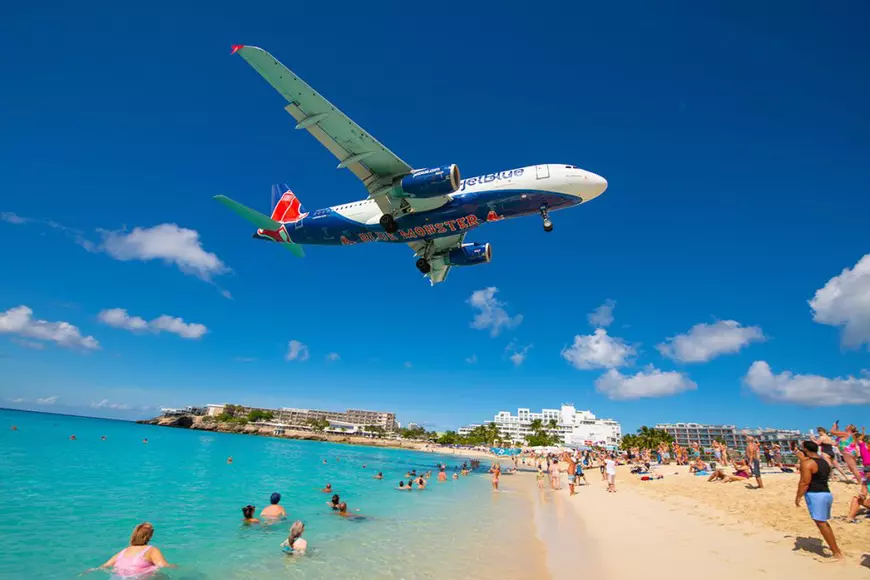 Maho Beach, Sint Maarten. Foto: Shutterstock