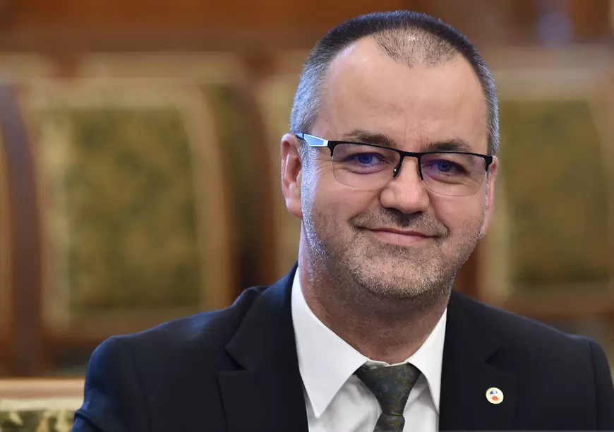 Agențiile antidrog și antidoping, două instituții-cheie politizate și ineficiente. Cine sunt sinecuriștii susținuți de PSD și de PNL care le conduc