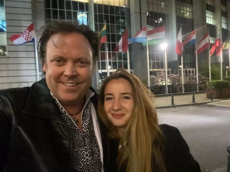 Charlie Ottley și partenera sa Oana. Foto: arhiva personală