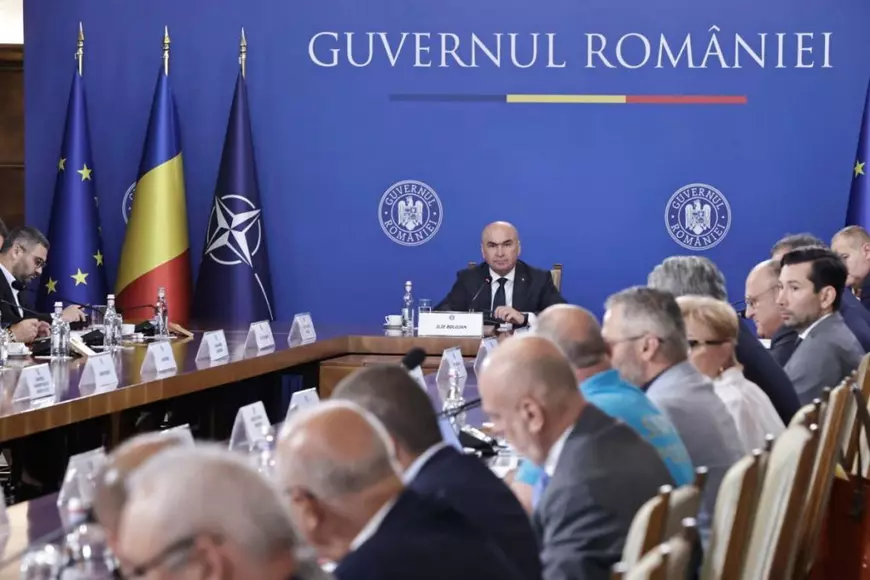 Ilie Bolojan prezidează o ședință de guvern
