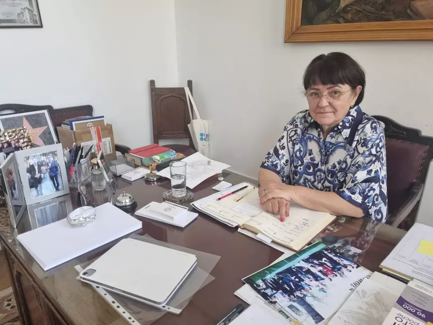Cum s-a boicotat prima zi de școală la un liceu de top din București: clase pustii, profesori revoltați și elevi care s-au întâlnit pentru a merge la suc
