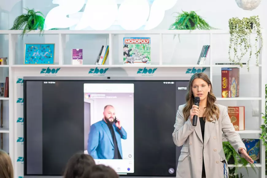 Povestea oamenilor care inspiră noua generație. Cine sunt mentorii din spatele Gen Z și cum fac diferența pentru tinerii din ziua de azi, prin ZBOR, în comunitate