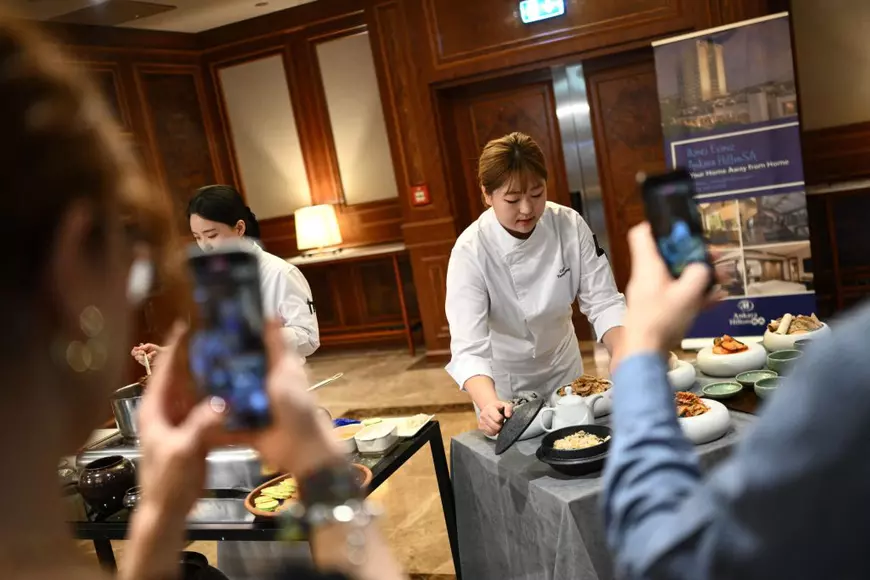 Primul restaurant nord-coreean deschis la Moscova: „Cer pașaportul la intrare”