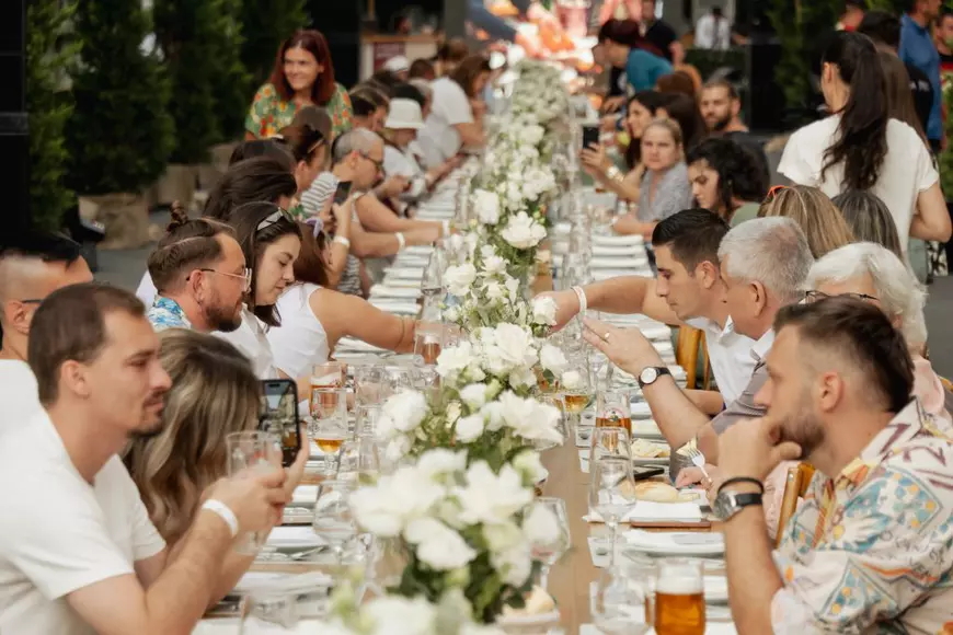 Birra Moretti® continuă seria evenimentelor Live Birra Moretti cu La Grande Cena – o invitație de a redescoperi bucuria meselor împreună