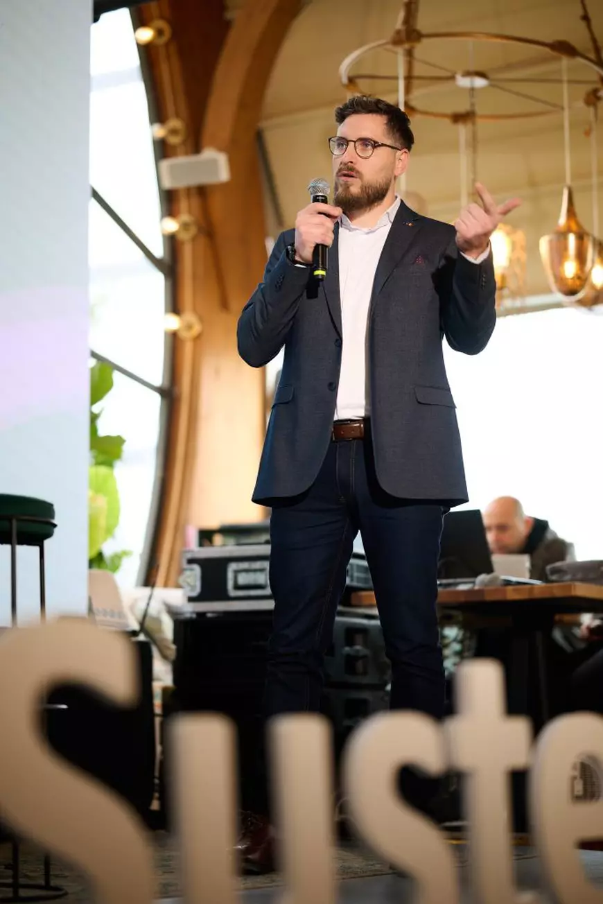 Alexandru Luchiian, specialist pe sisteme inteligente. Foto: Facebook