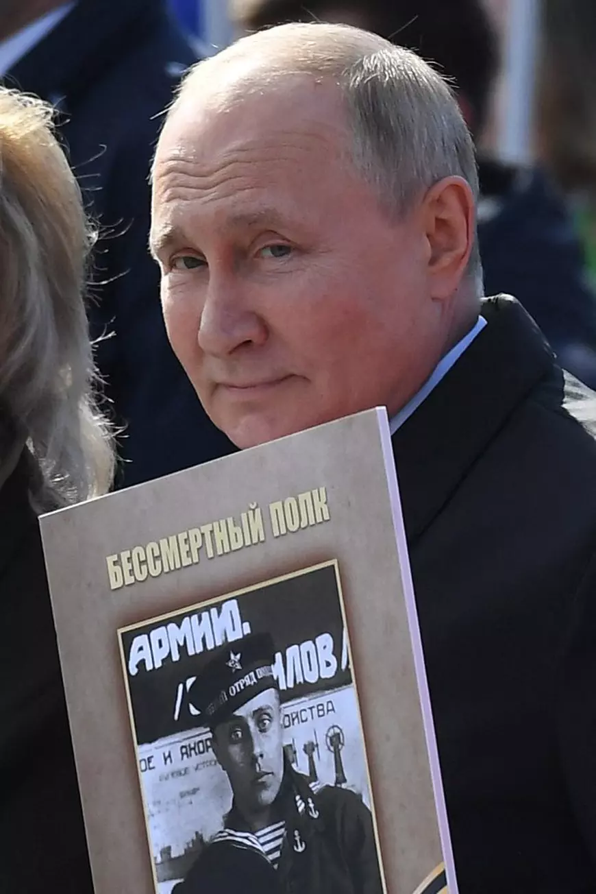 Ce i-a promis Vladimir Putin tatălui său, aflat pe patul de moarte: „Jurământul care a schimbat cursul istoriei Rusiei”