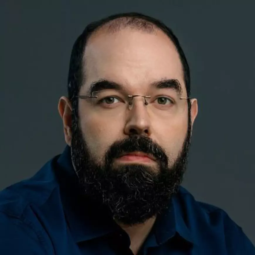 Guvernele trebuie să bombardeze laboratoarele de inteligență artificială pentru a preveni sfârșitul lumii: „Șanse între 95 și 99% să distrugă omenirea. Poate crea inclusiv virusuri mortale”